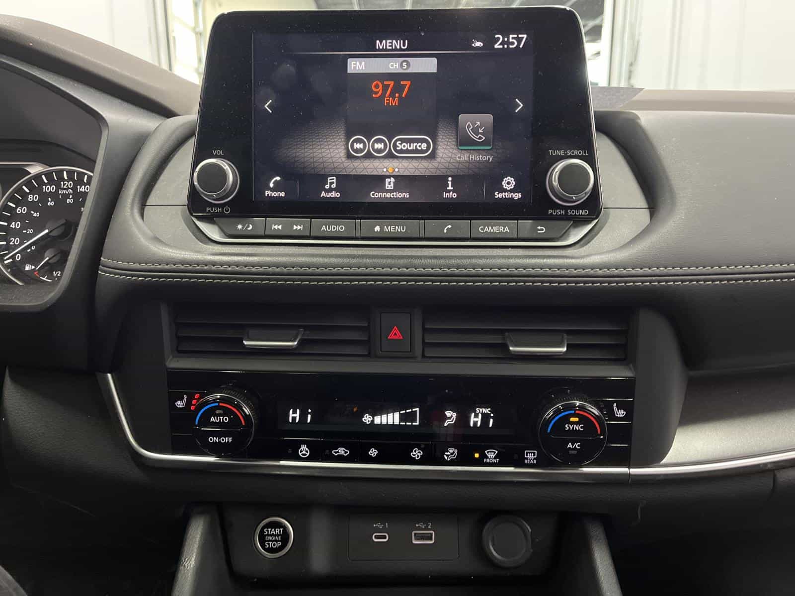 2023 Nissan Rogue SV - Image 18