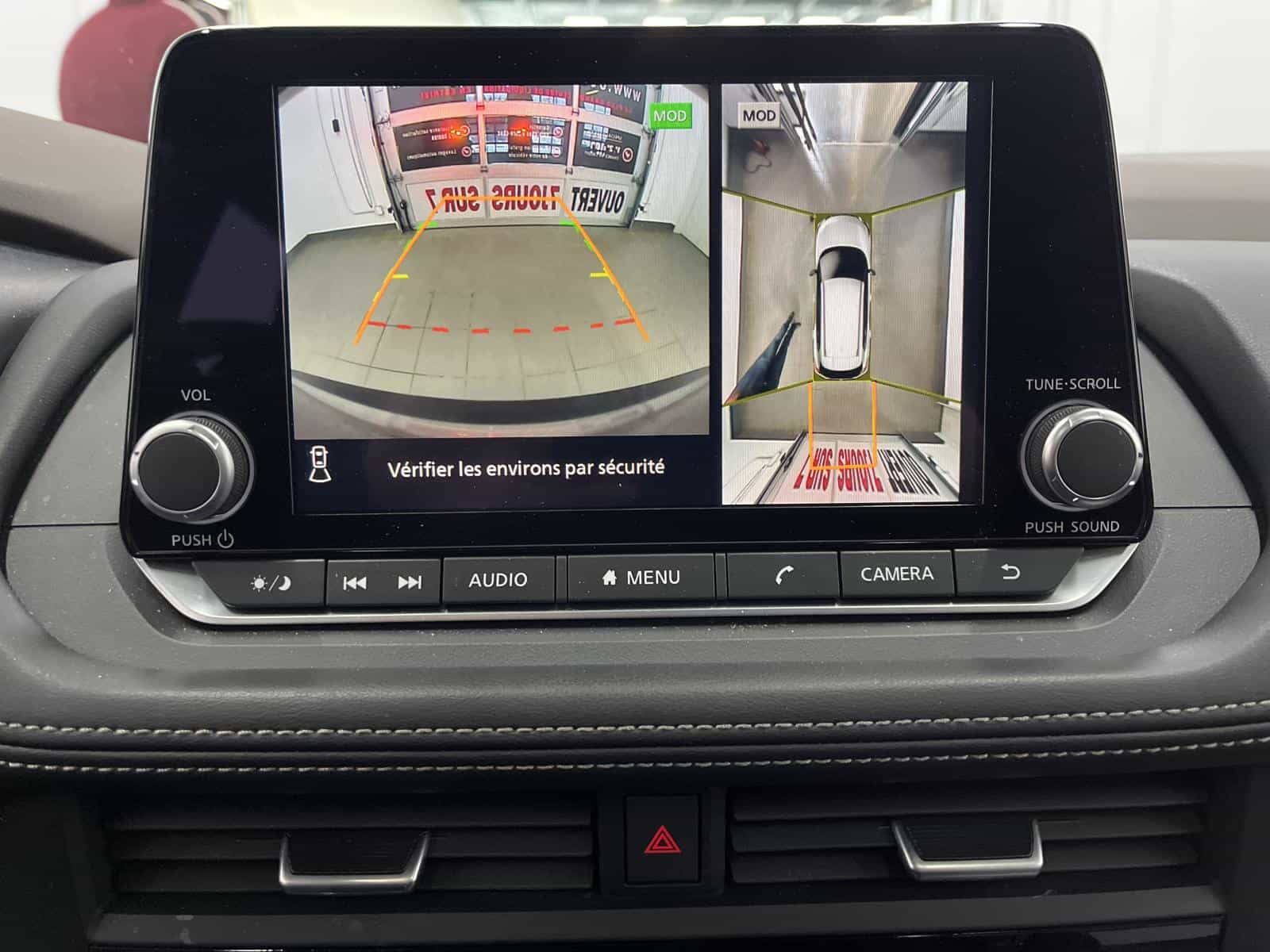 2023 Nissan Rogue SV Moonroof - Image 20