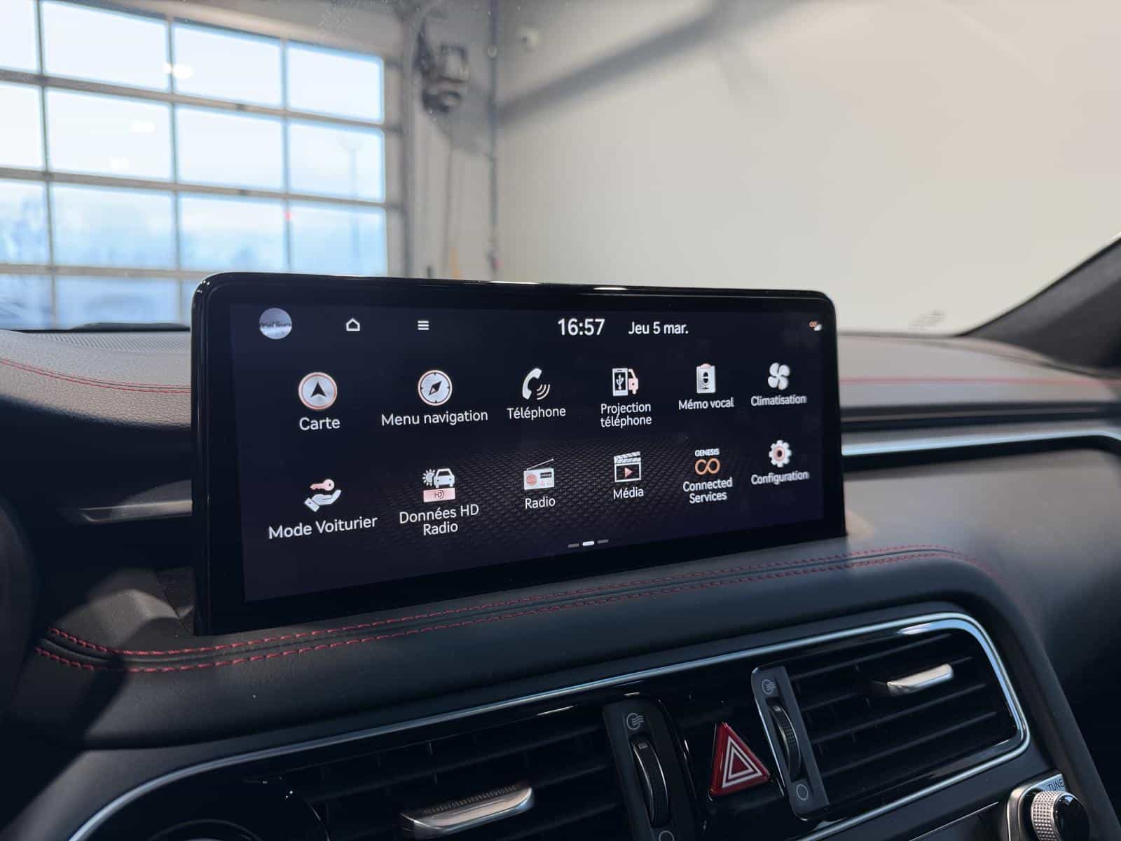 2023 Genesis G70 Sport 3.3T - Image 18