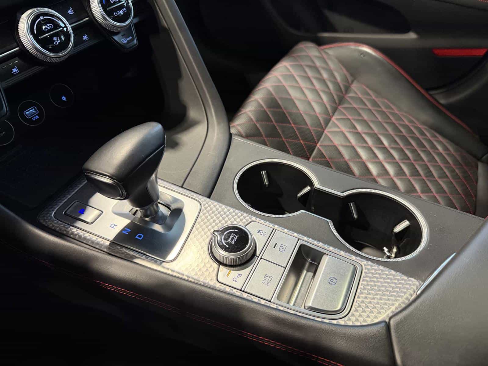 2023 Genesis G70 Sport 3.3T - Image 21