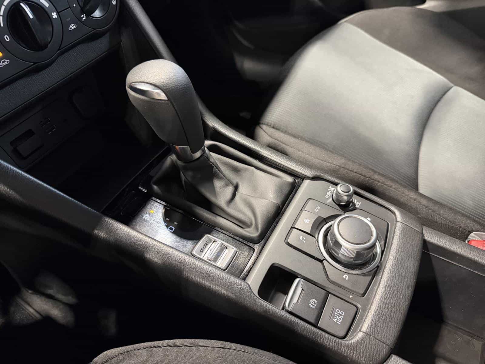 2019 Mazda CX-3 GX - Image 19