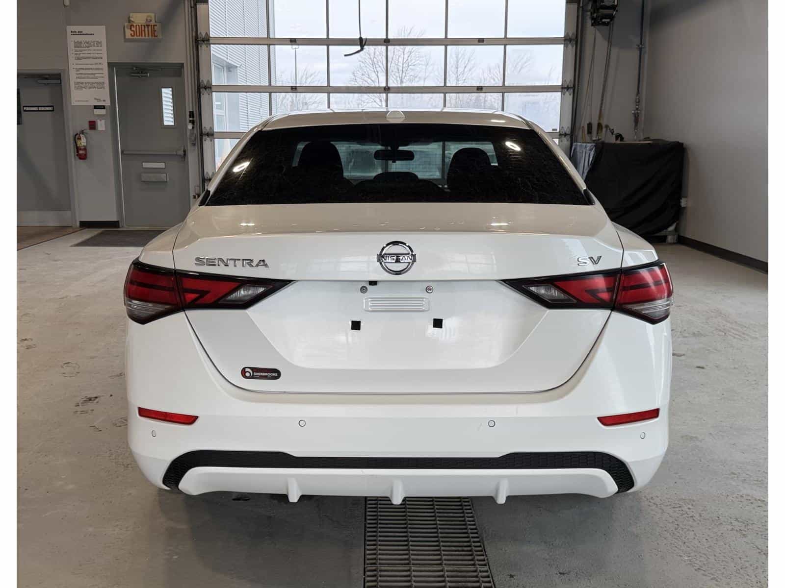 2021 Nissan Sentra SV - Image 5