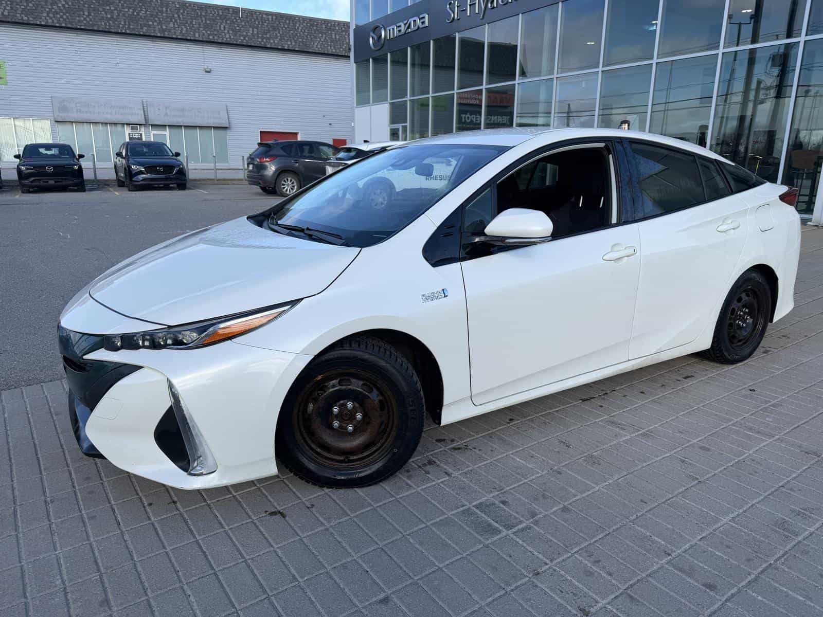 2020 Toyota Prius Prime Base - Image 3