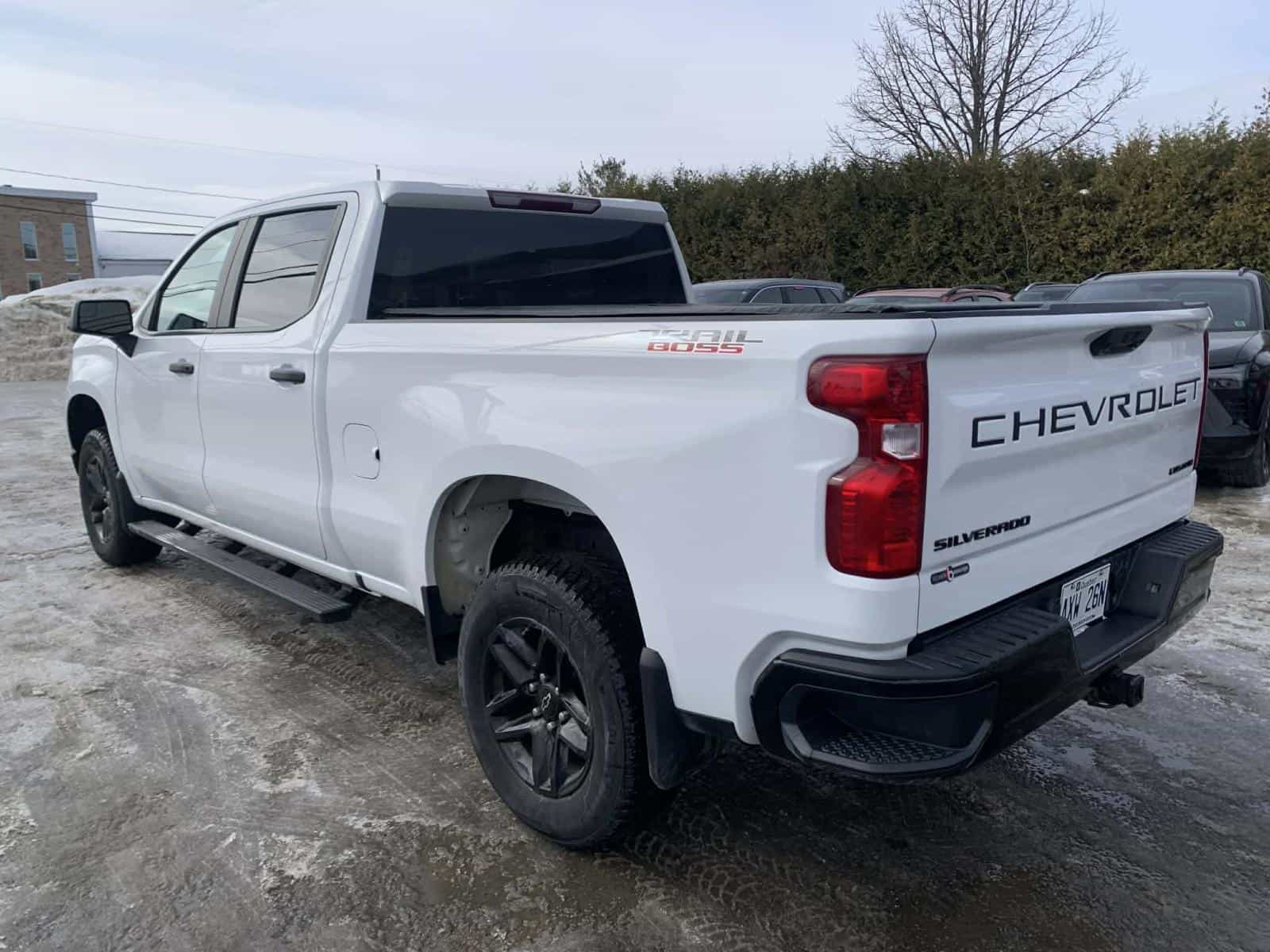 2022 Chevrolet Silverado 1500 Custom Trail Boss - Image 5