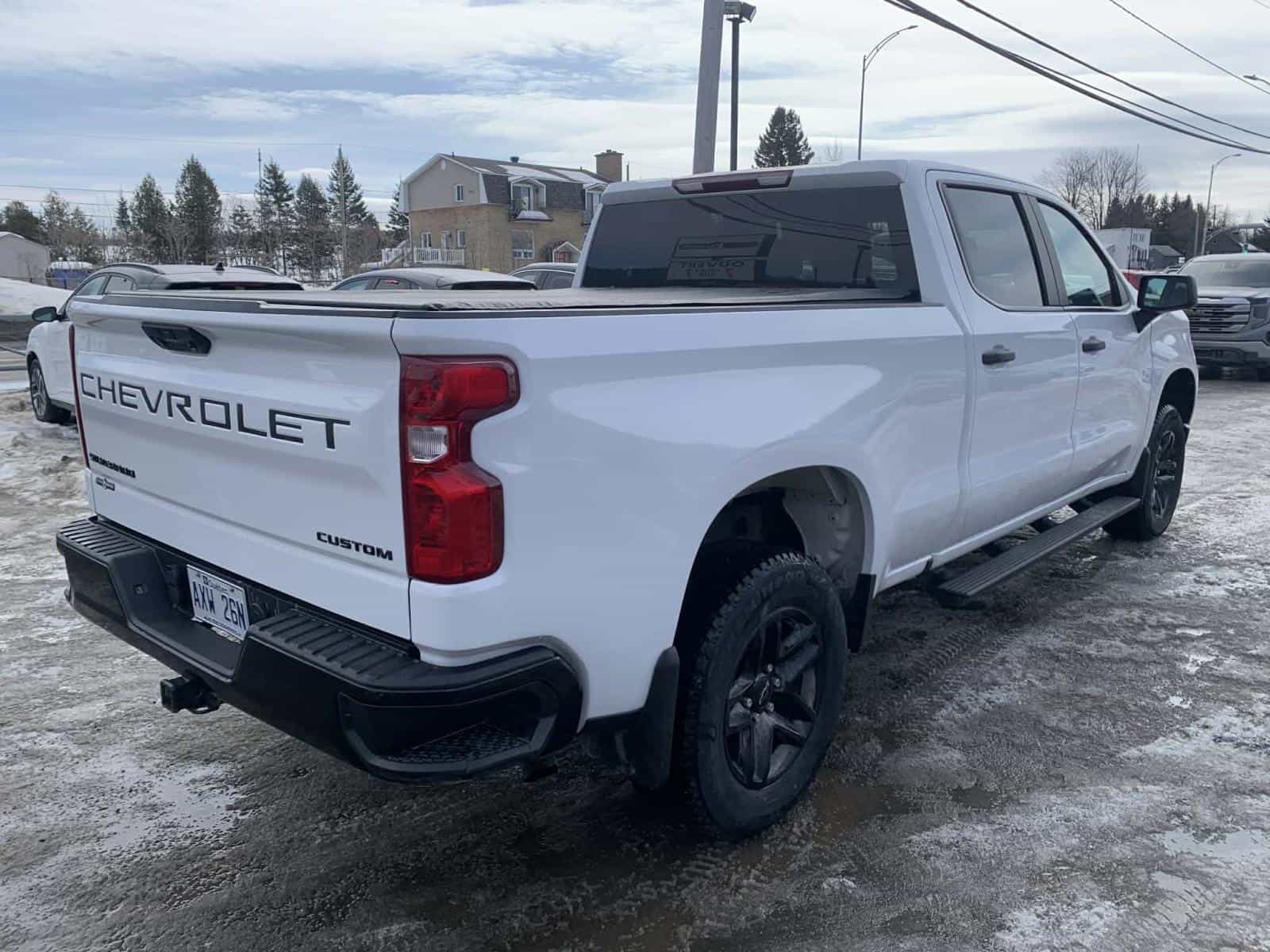 2022 Chevrolet Silverado 1500 Custom Trail Boss - Image 4