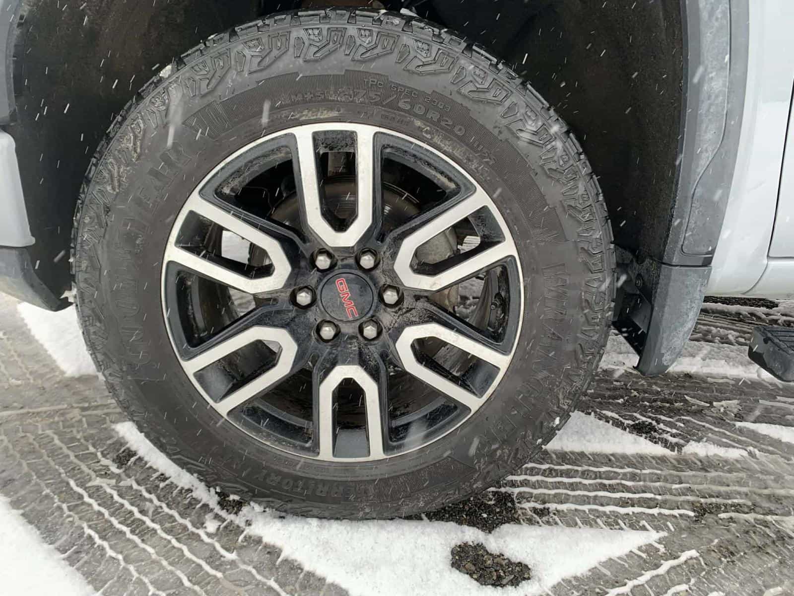 2024 GMC Sierra 1500 AT4 - Image 25