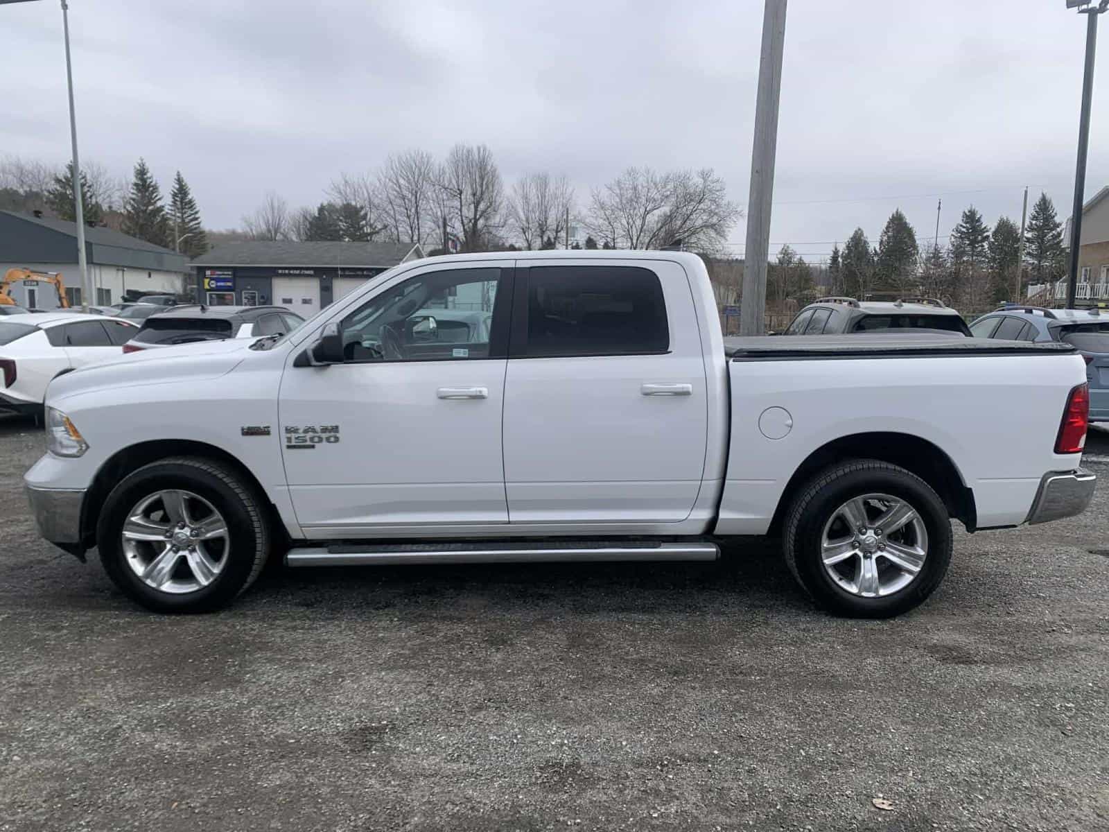 2019 RAM 1500 Classic SLT - Image 13