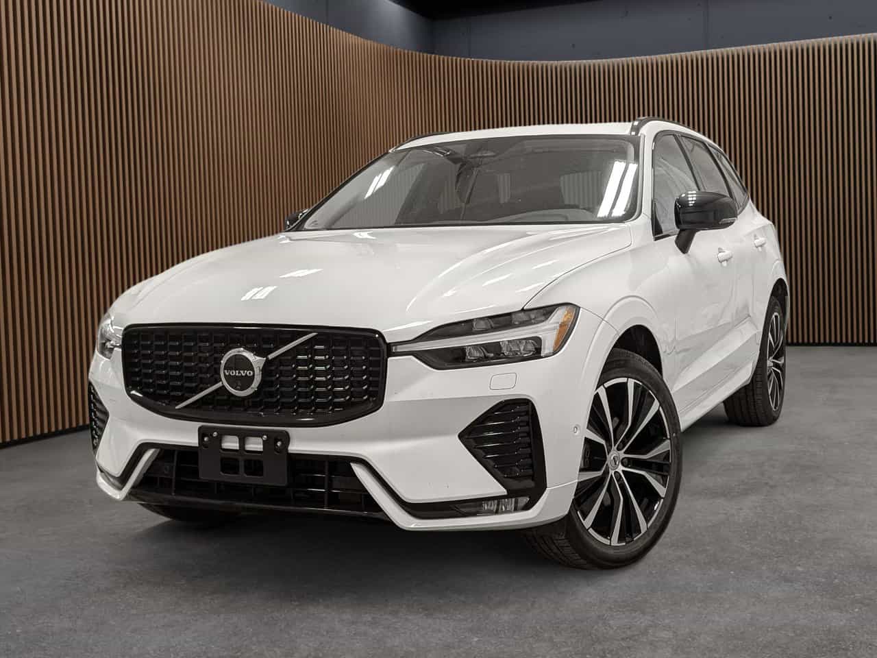 2024 Volvo XC60 B5 - Plus - Image 1