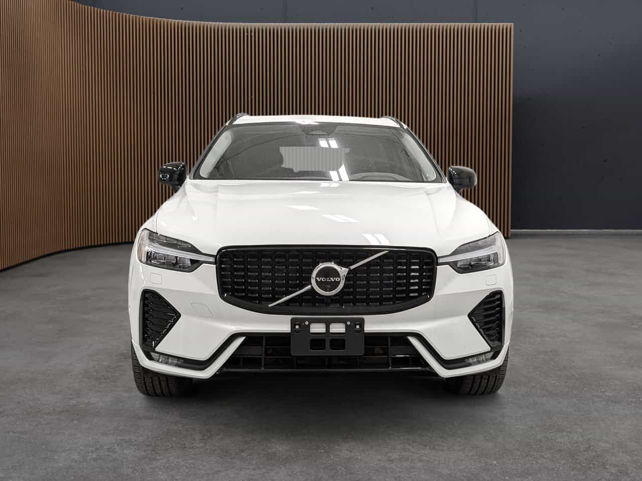 2024 Volvo XC60 B5 - Plus - Image 2