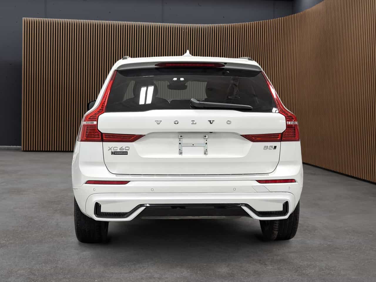 2024 Volvo XC60 B5 - Plus - Image 5