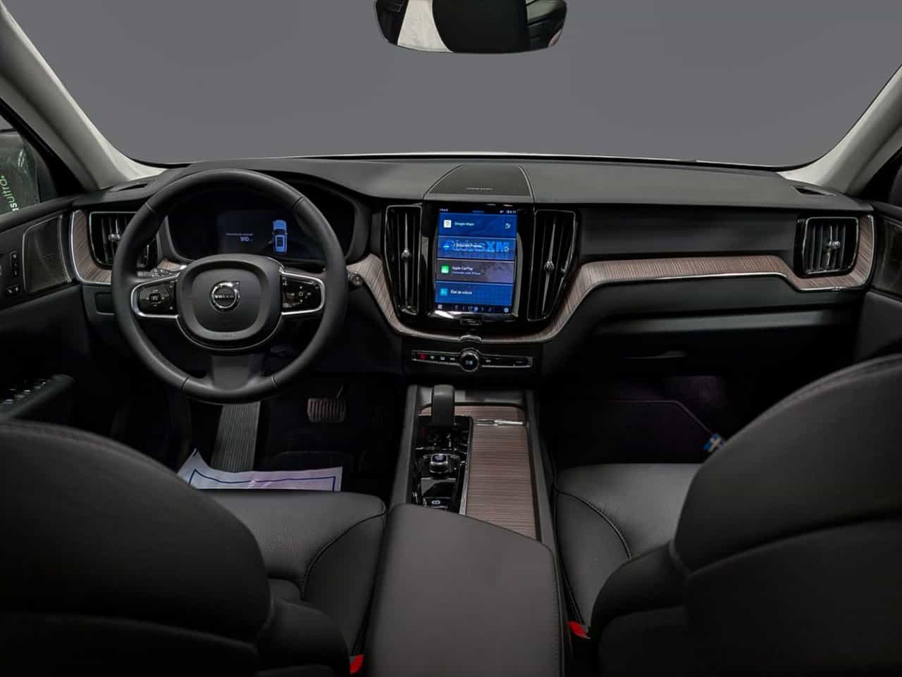 2024 Volvo XC60 B5 - Plus - Image 12