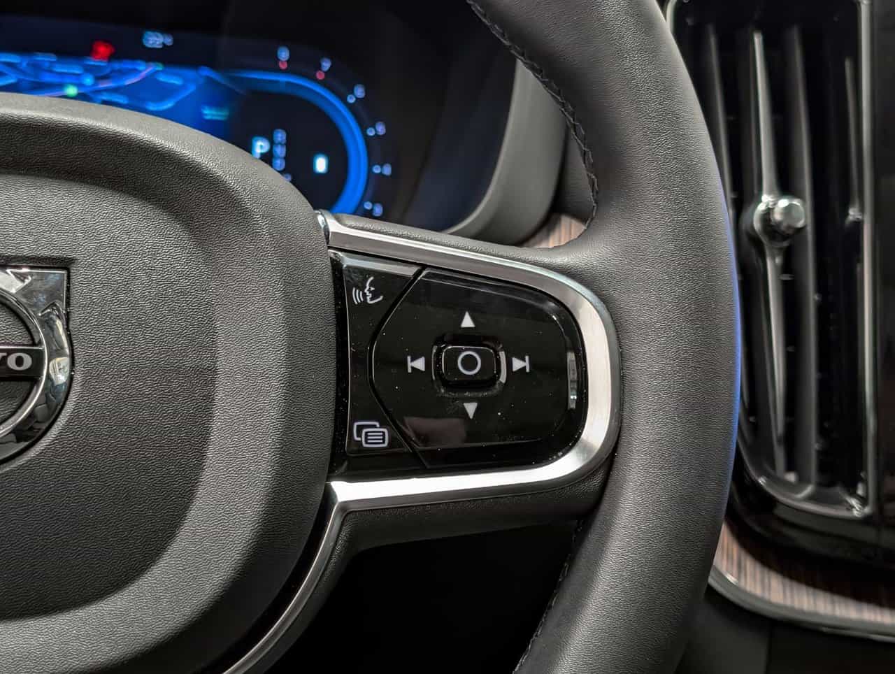 2024 Volvo XC60 B5 - Plus - Image 20